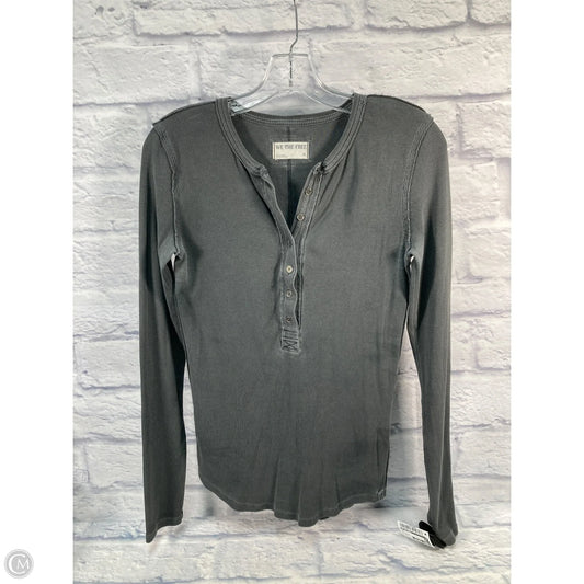Top Long Sleeve By We The Free In Grey, Size: M