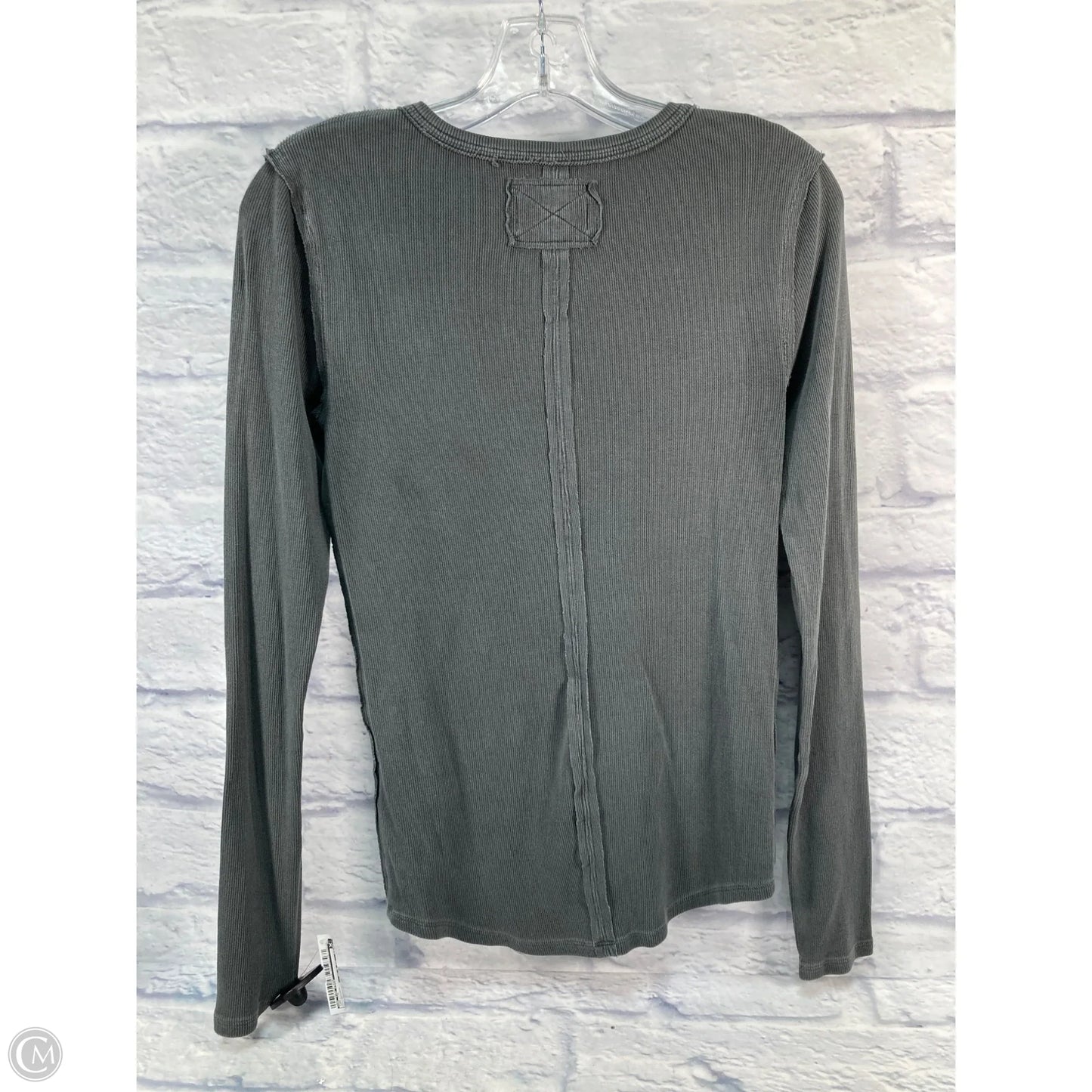Top Long Sleeve By We The Free In Grey, Size: M
