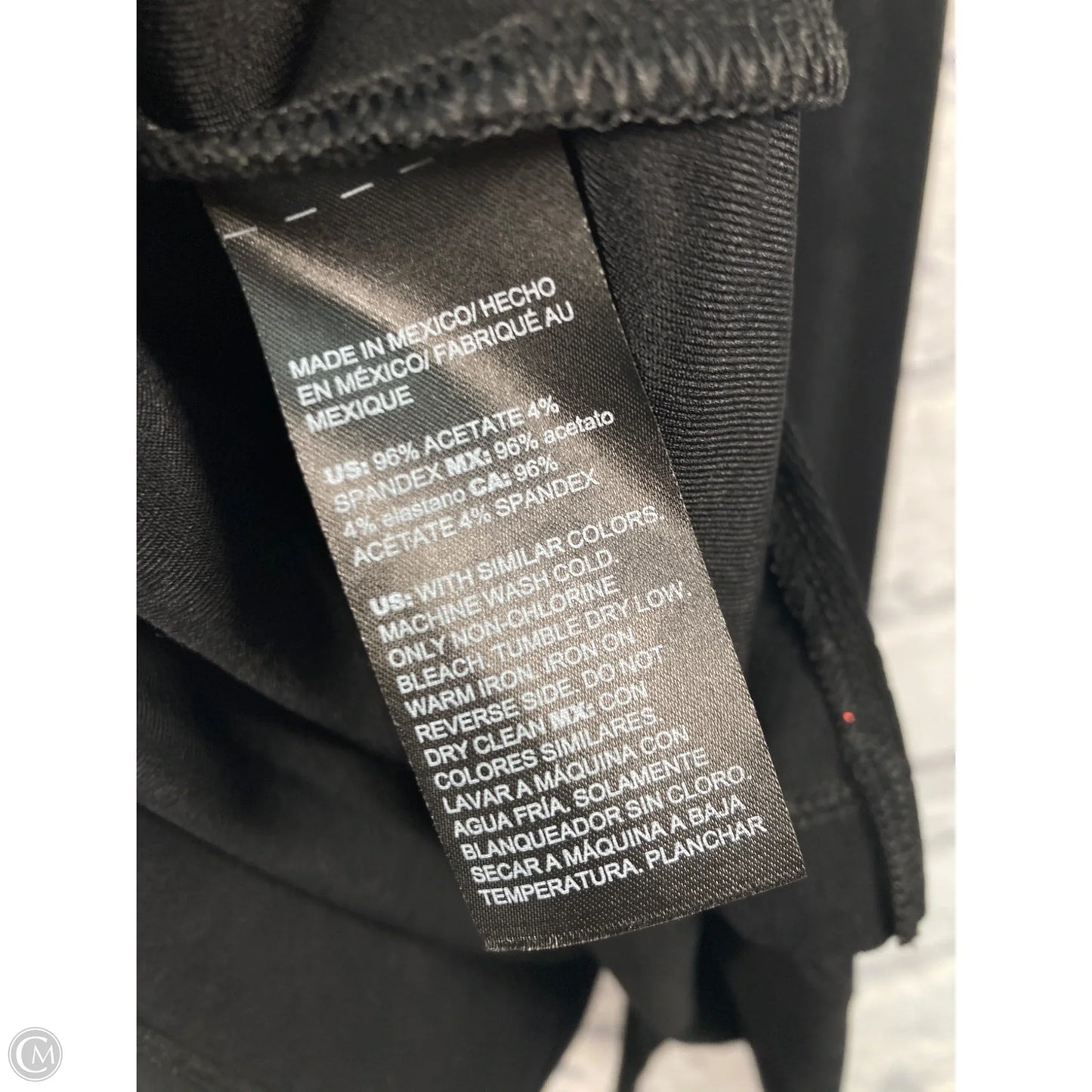 Top Short Sleeve Basic By Chicos In Black, Size: L