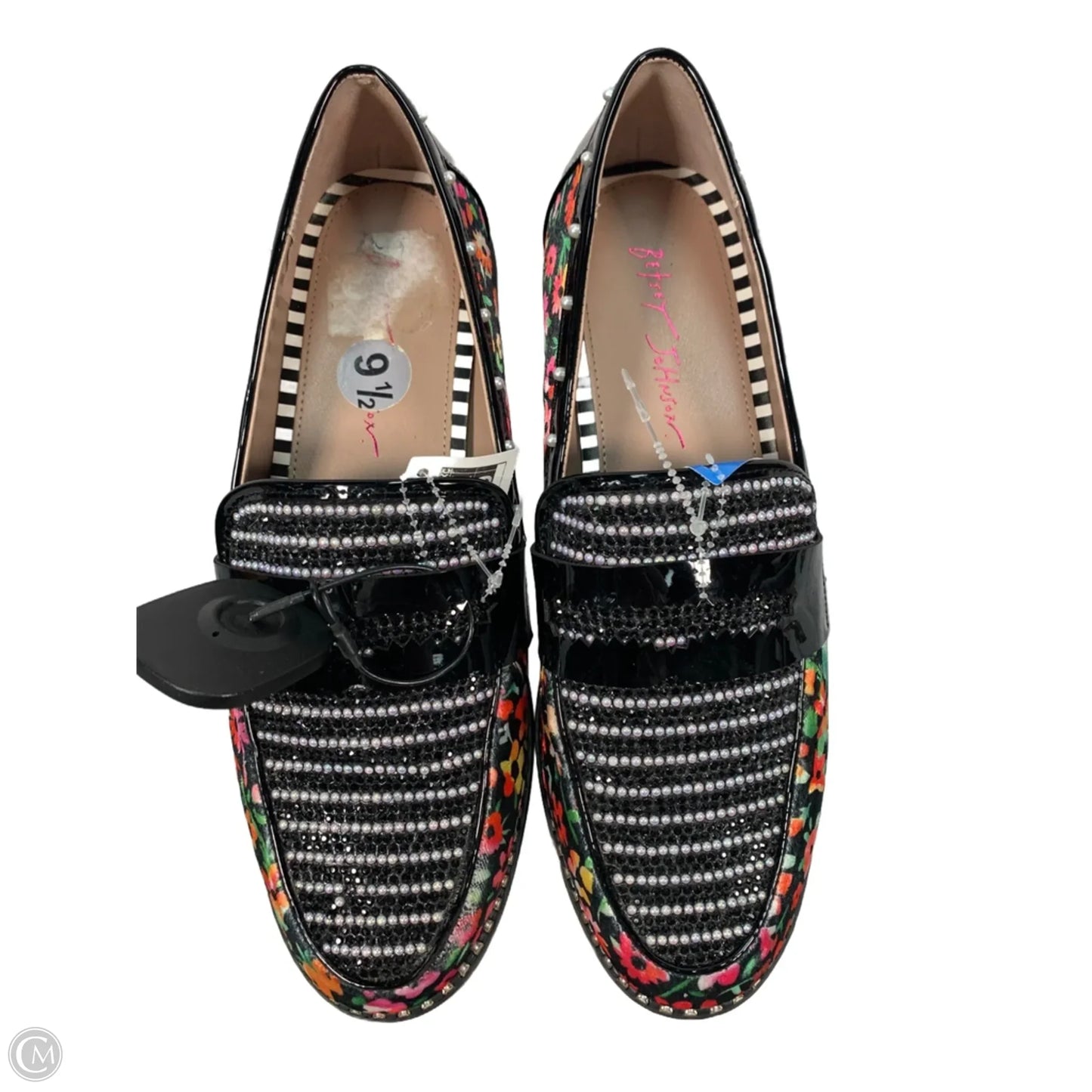 Shoes Flats By Betsey Johnson In Black & Pink, Size: 9.5