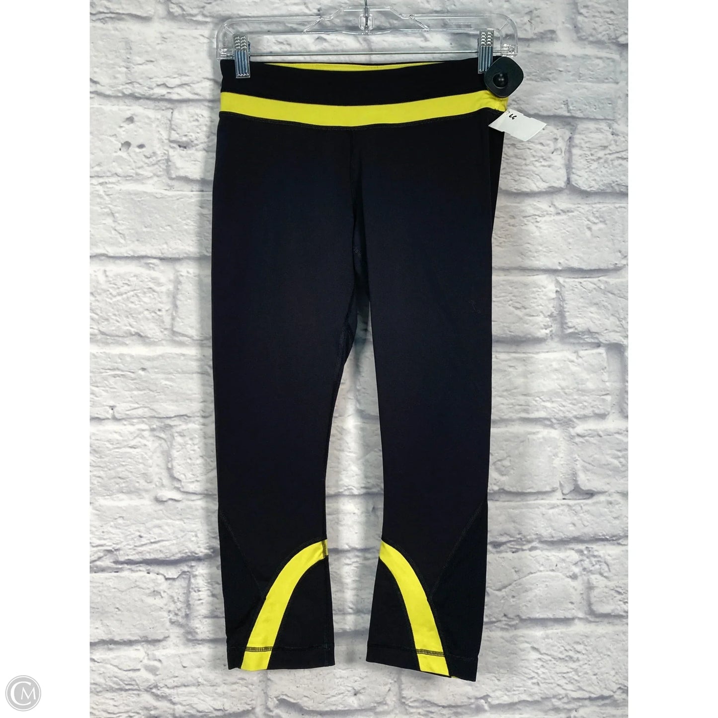 Athletic Capris By Lululemon In Black & Green, Size: S
