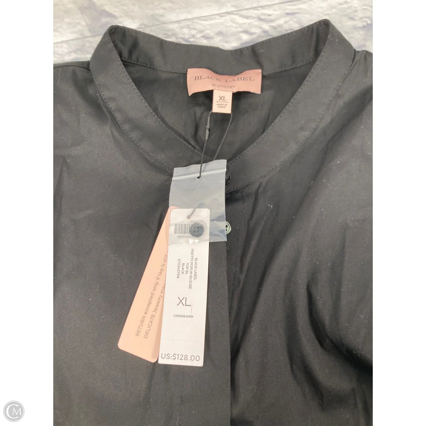 Top Short Sleeve By Chicos In Black, Size: Xl