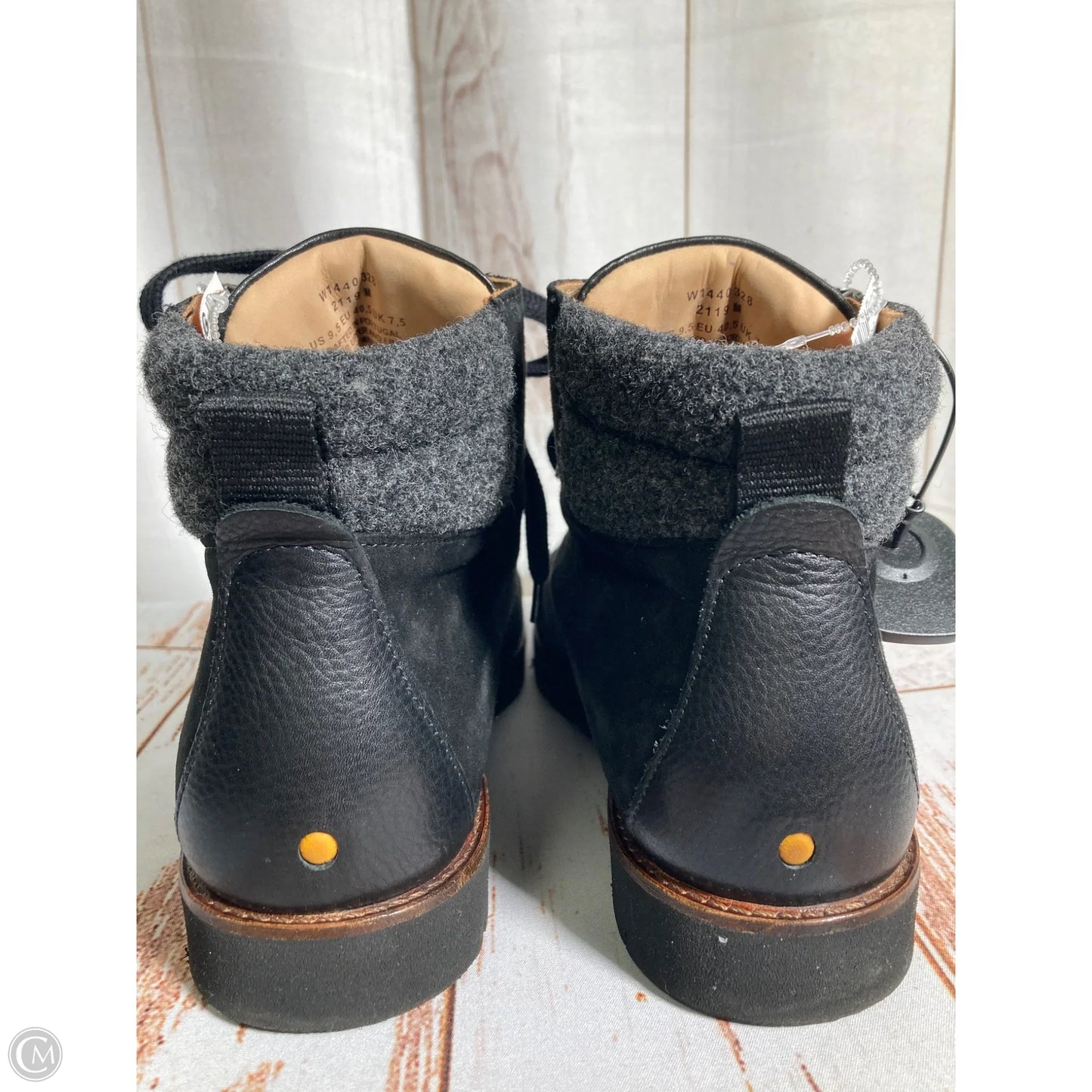 Boots Leather By Clothes Mentor In Black, Size: 9.5