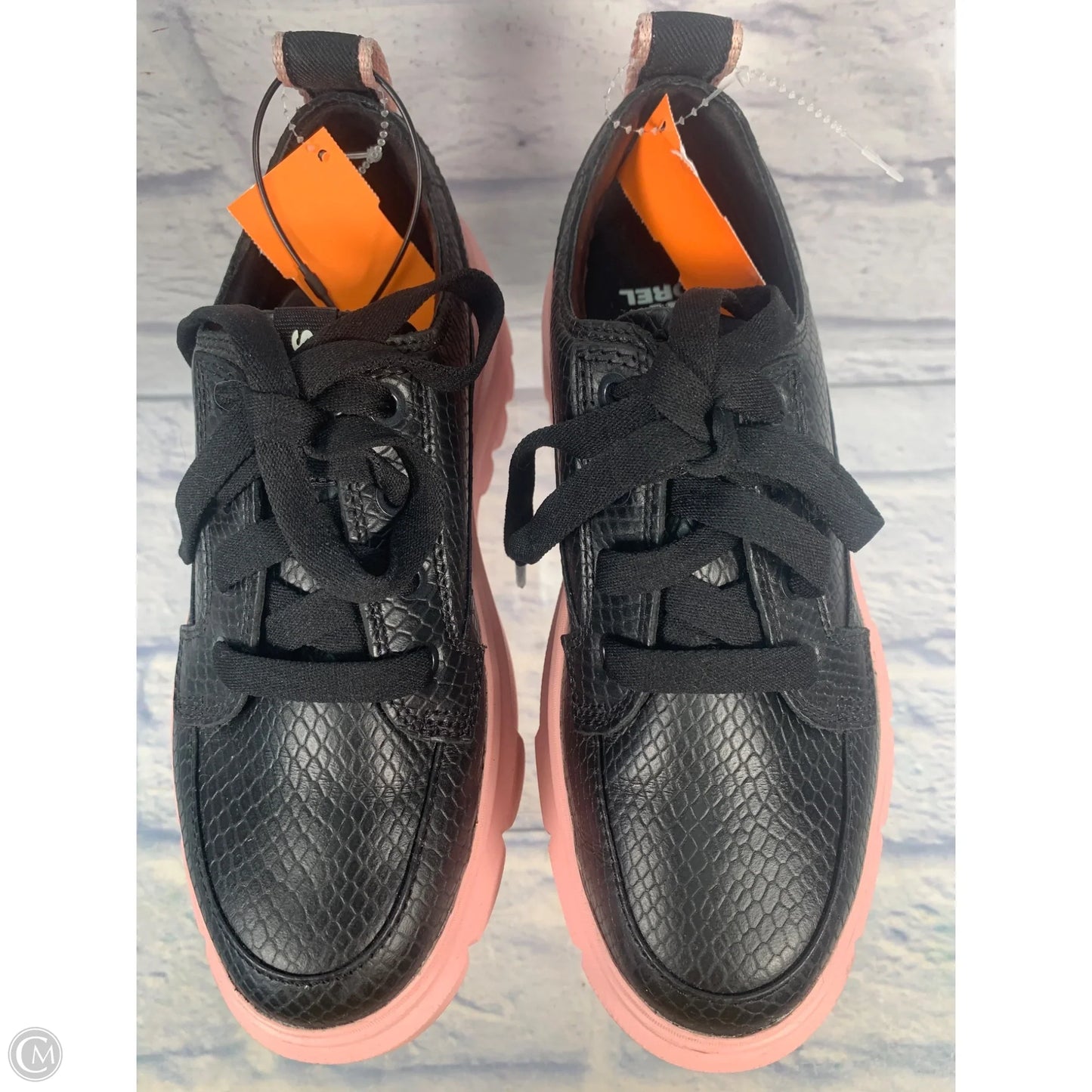 Shoes Sneakers By Sorel In Black & Pink, Size: 6.5