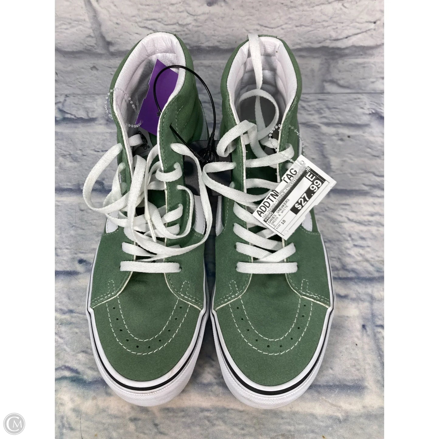 Shoes Sneakers By Vans In Green & White, Size: 10