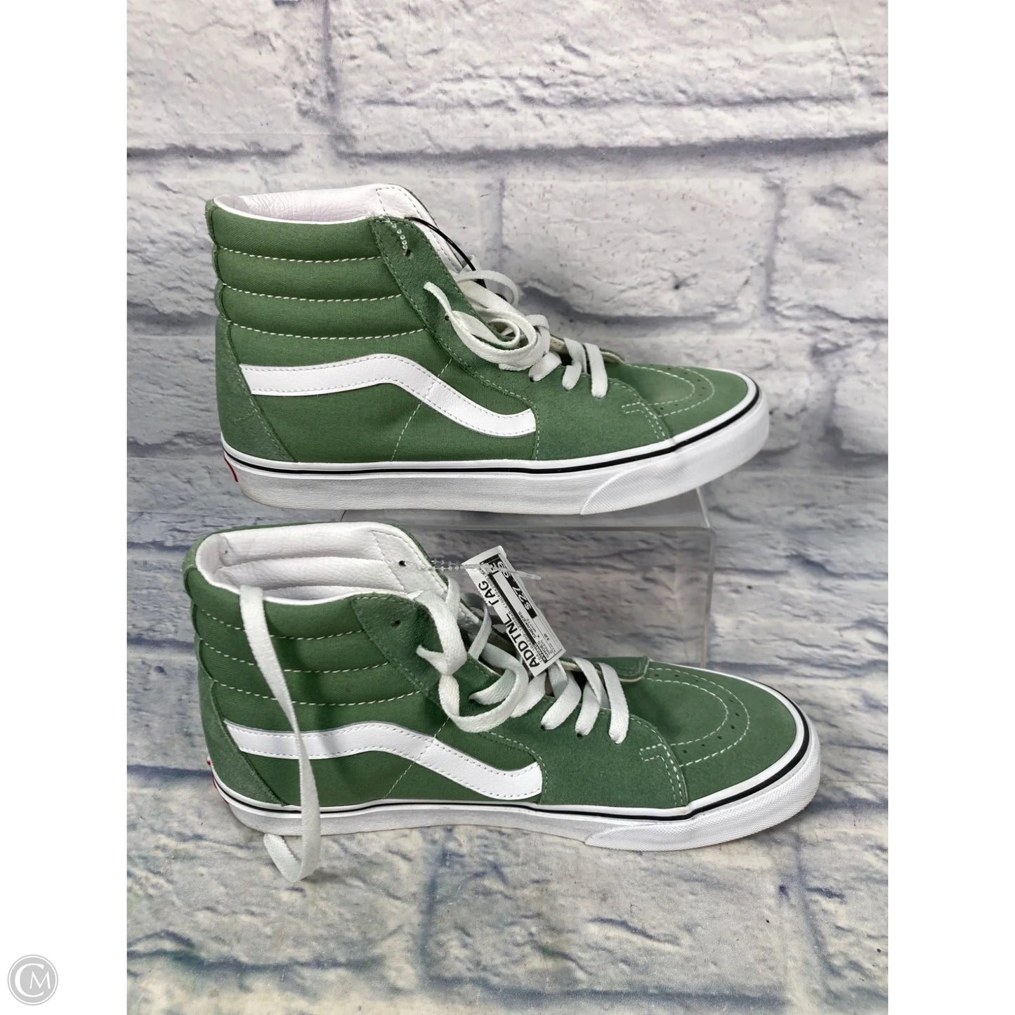 Shoes Sneakers By Vans In Green & White, Size: 10