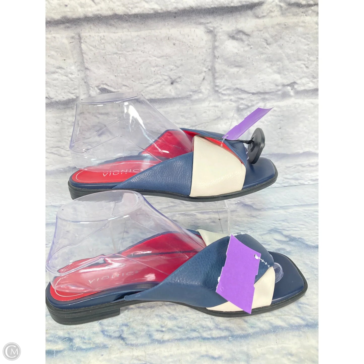 Sandals Flats By Vionic In Blue & Red, Size: 7.5