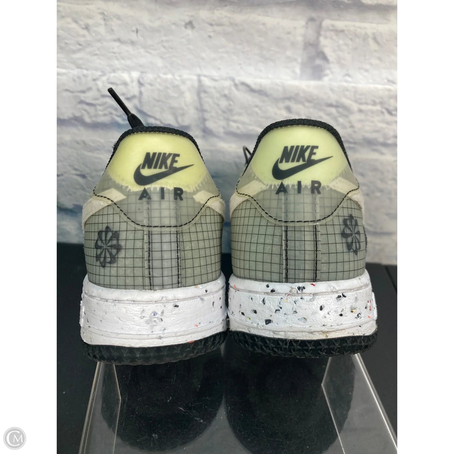 Shoes Athletic By Nike In Grey & Yellow, Size: 7
