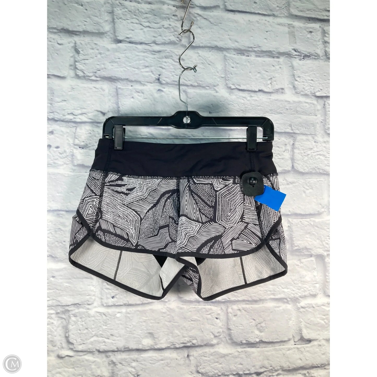 Athletic Shorts By Lululemon In Black & White, Size: 4