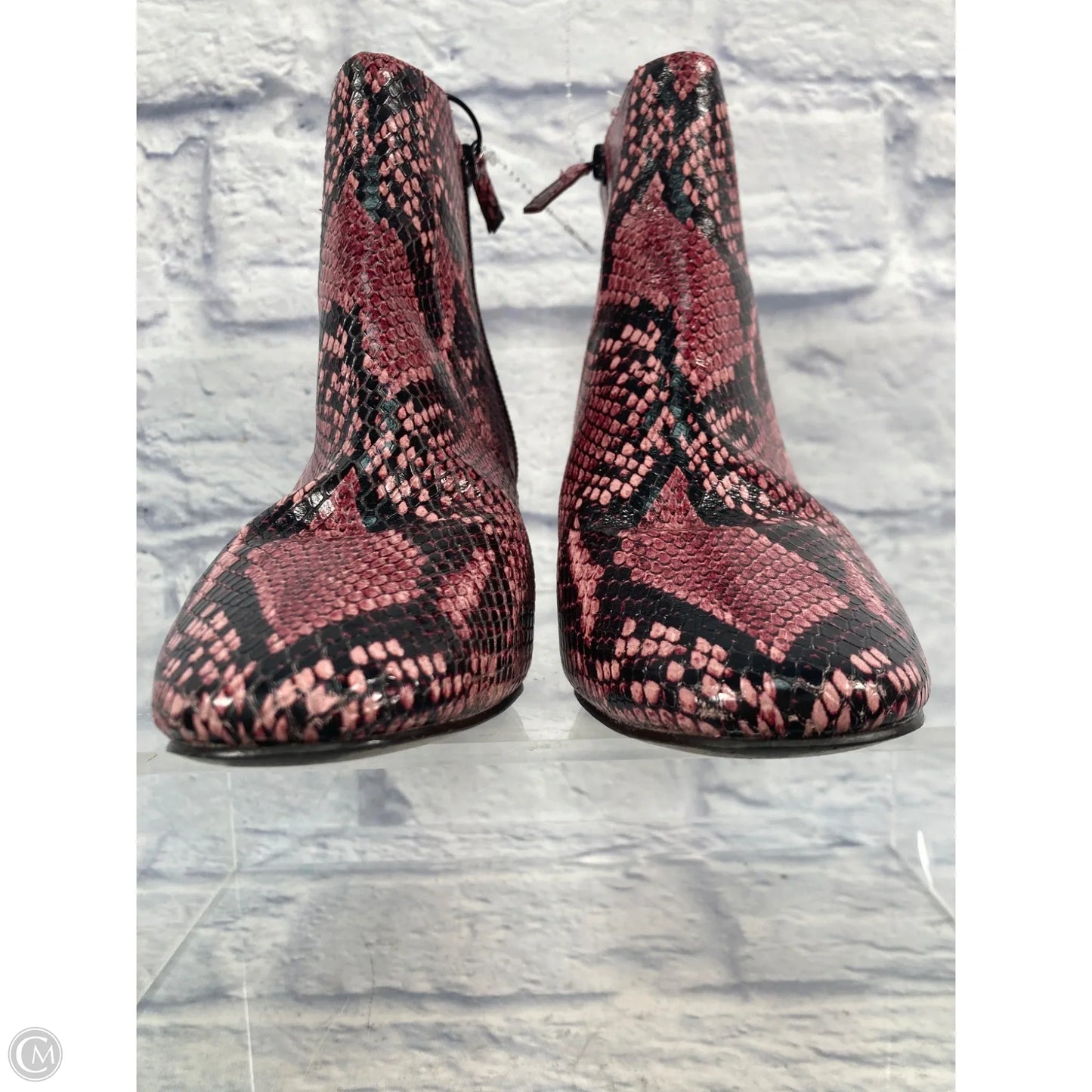 Boots Ankle Flats By Anthropologie In Pink, Size: 8