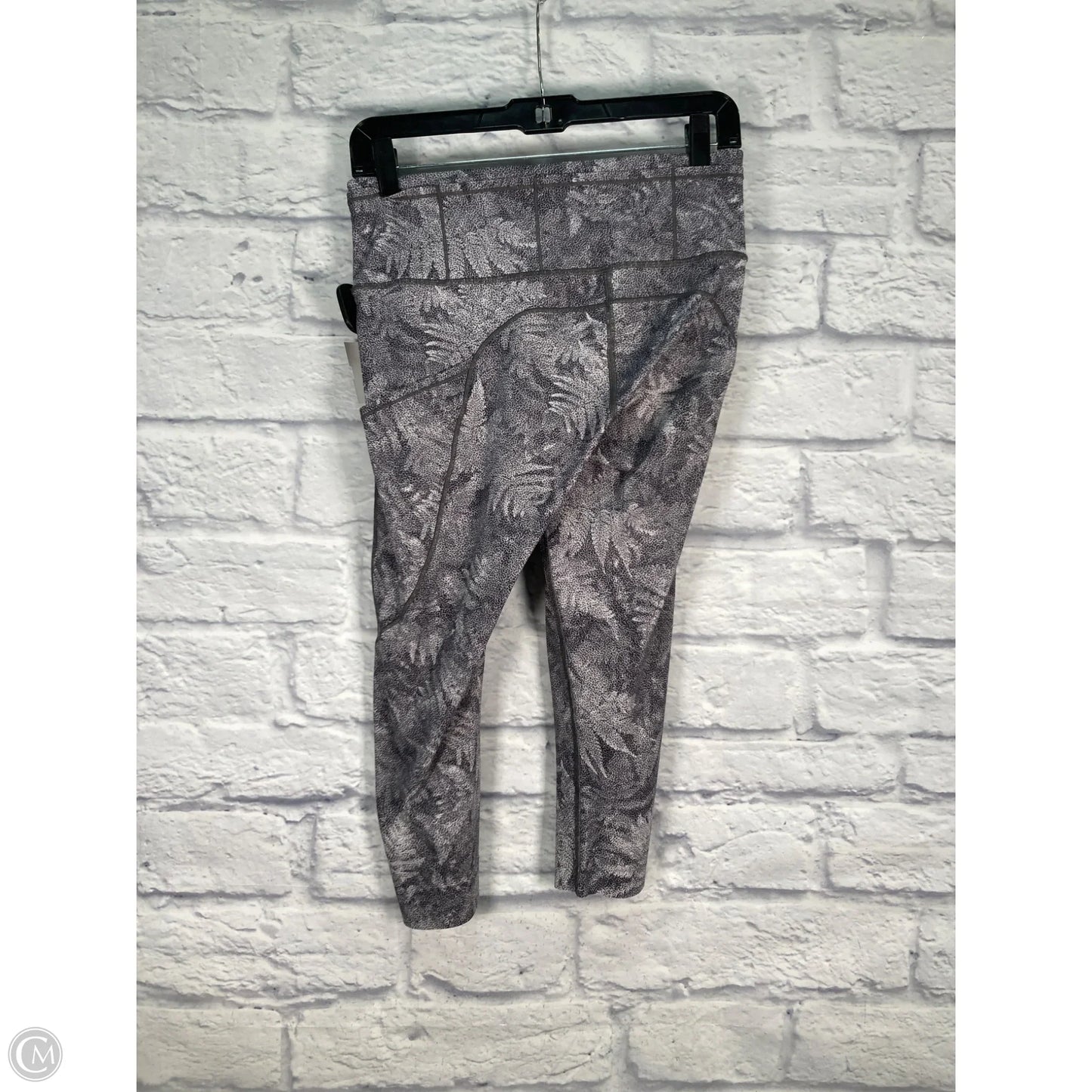 Athletic Leggings Capris By Lululemon In Grey & White, Size: 8