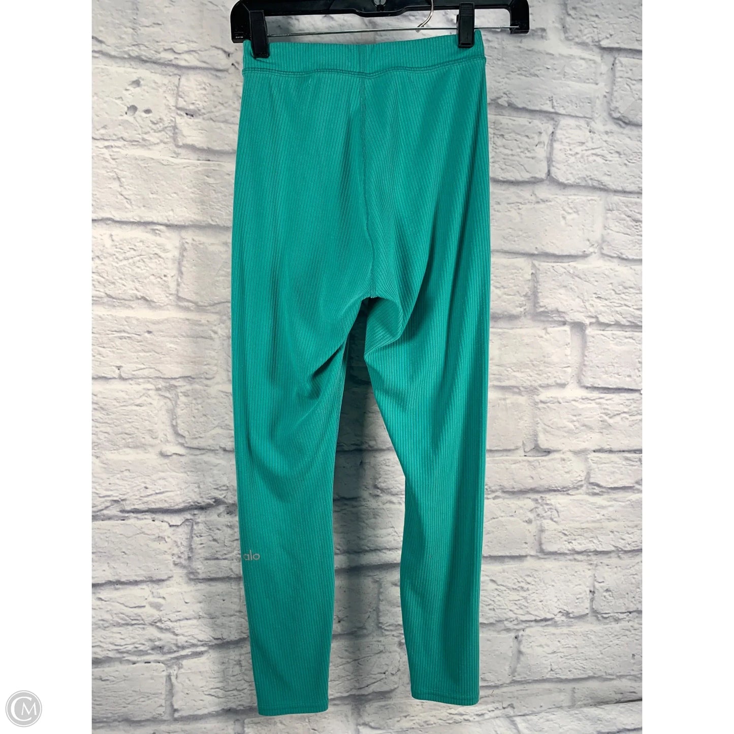 Athletic Leggings By Alo In Green, Size: Xs