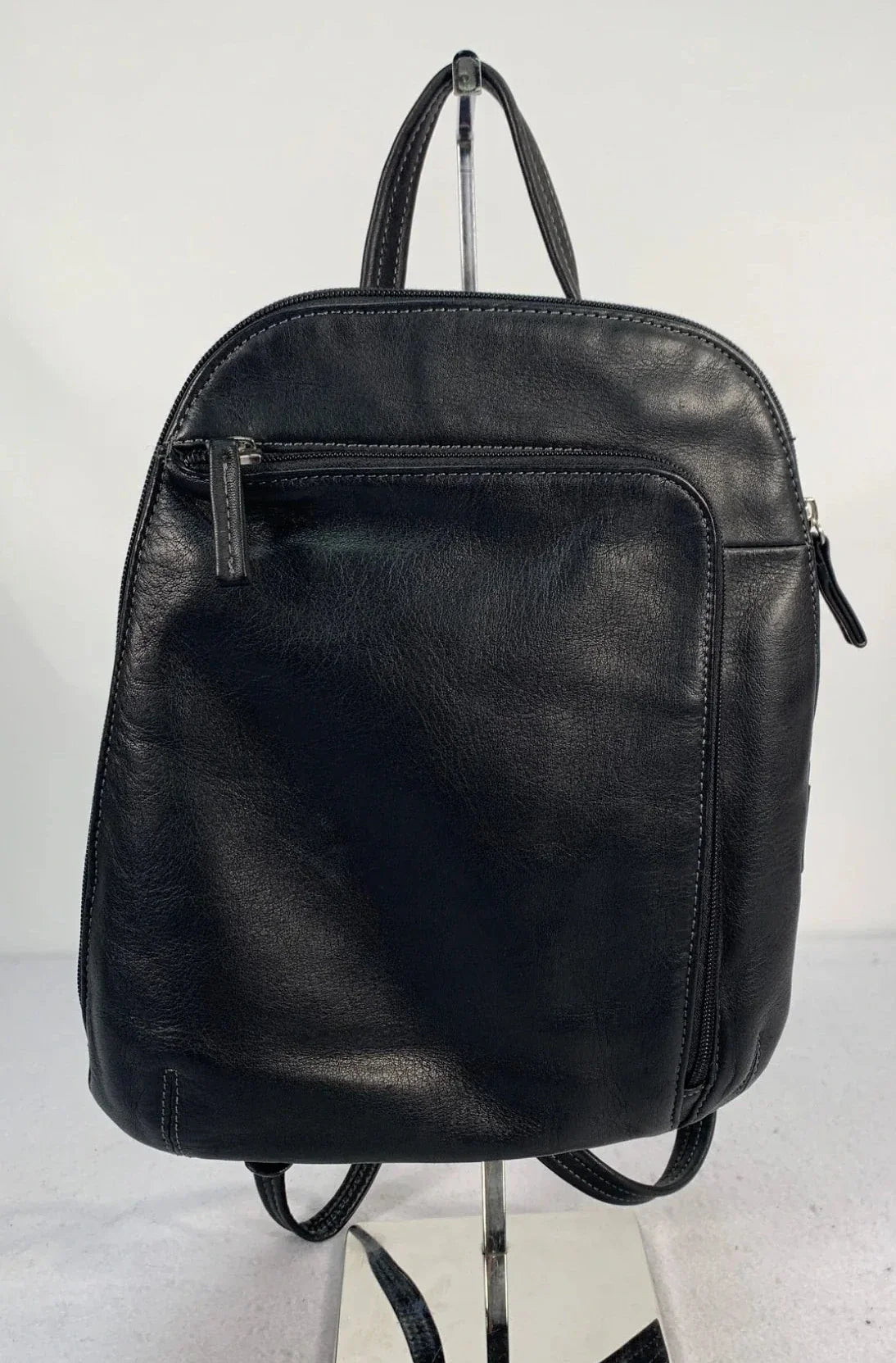 Backpack Leather By Tignanello  Purses, Size: Small