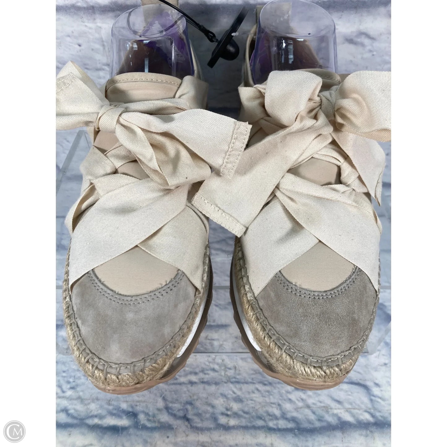 Shoes Sneakers By Free People In Cream, Size: 8
