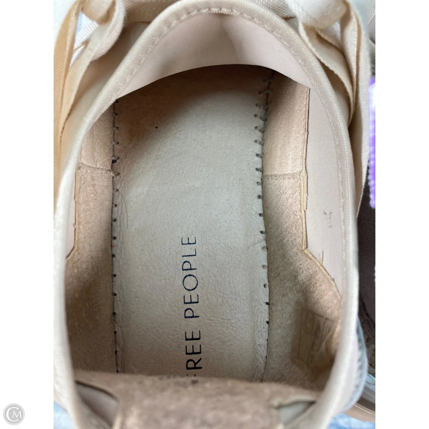Shoes Sneakers By Free People In Cream, Size: 8