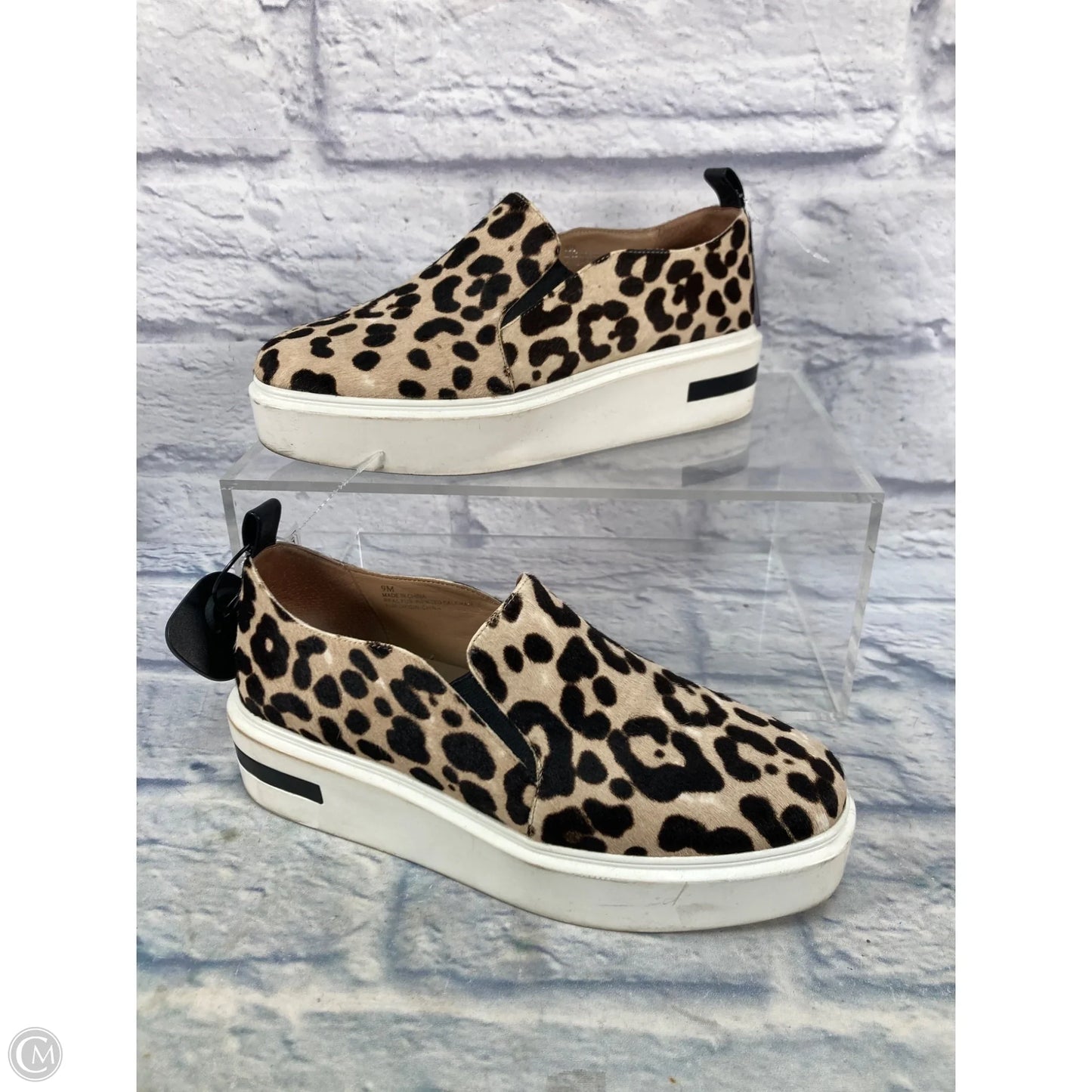 Shoes Sneakers By Linea Paolo In Animal Print, Size: 9