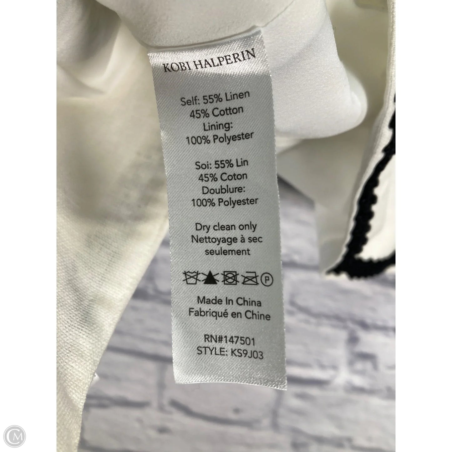 Blazer By Clothes Mentor In White, Size: S