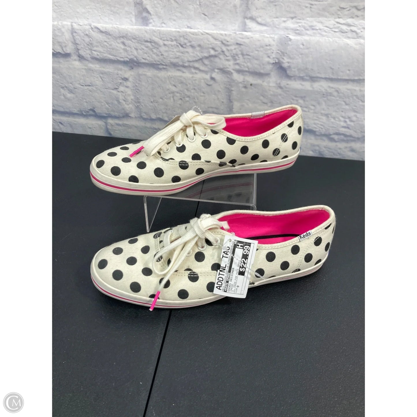 Shoes Designer By Kate Spade In Cream, Size: 9
