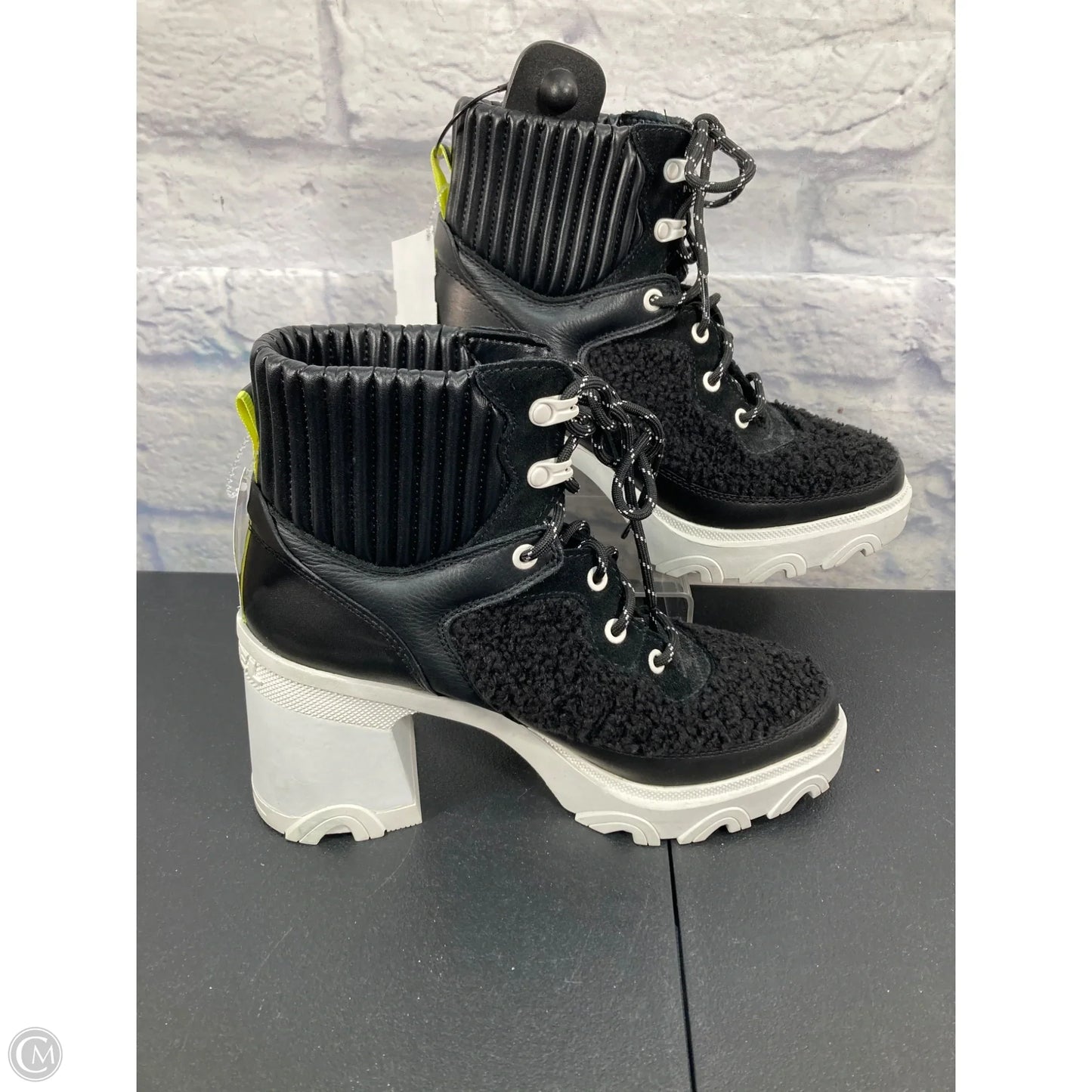 Boots Ankle Heels By Sorel In Black, Size: 9