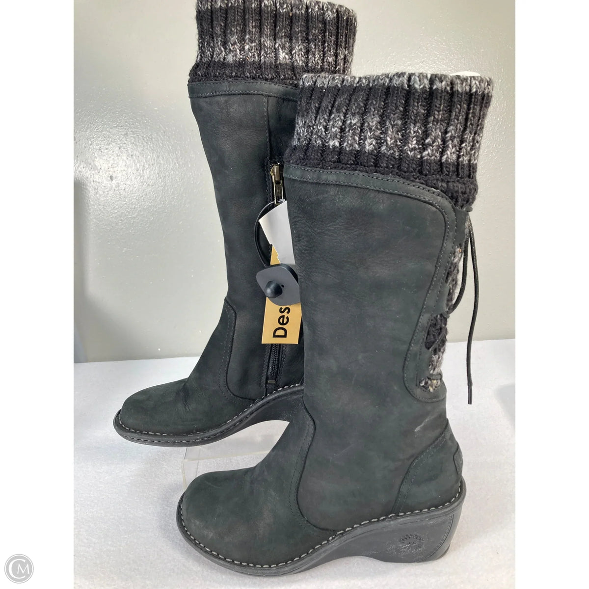 Boots Designer By Ugg In Black, Size: 8