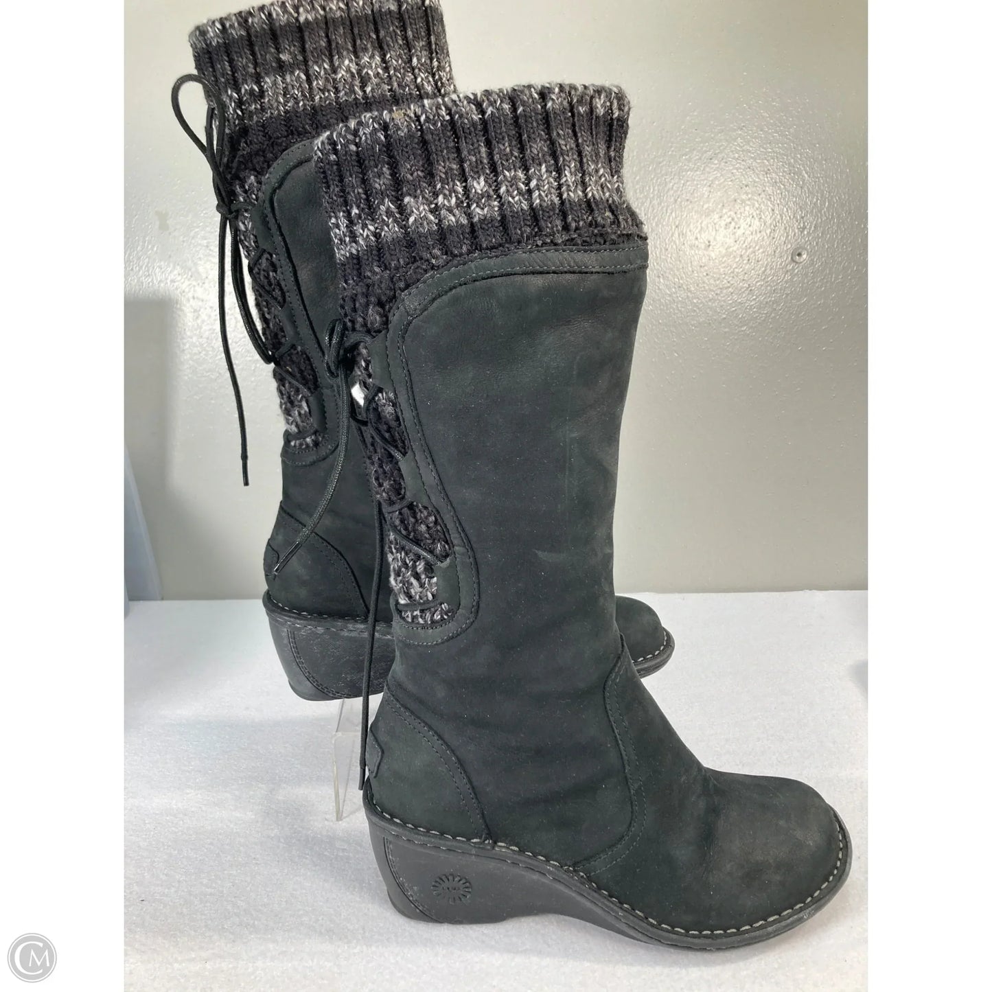 Boots Designer By Ugg In Black, Size: 8