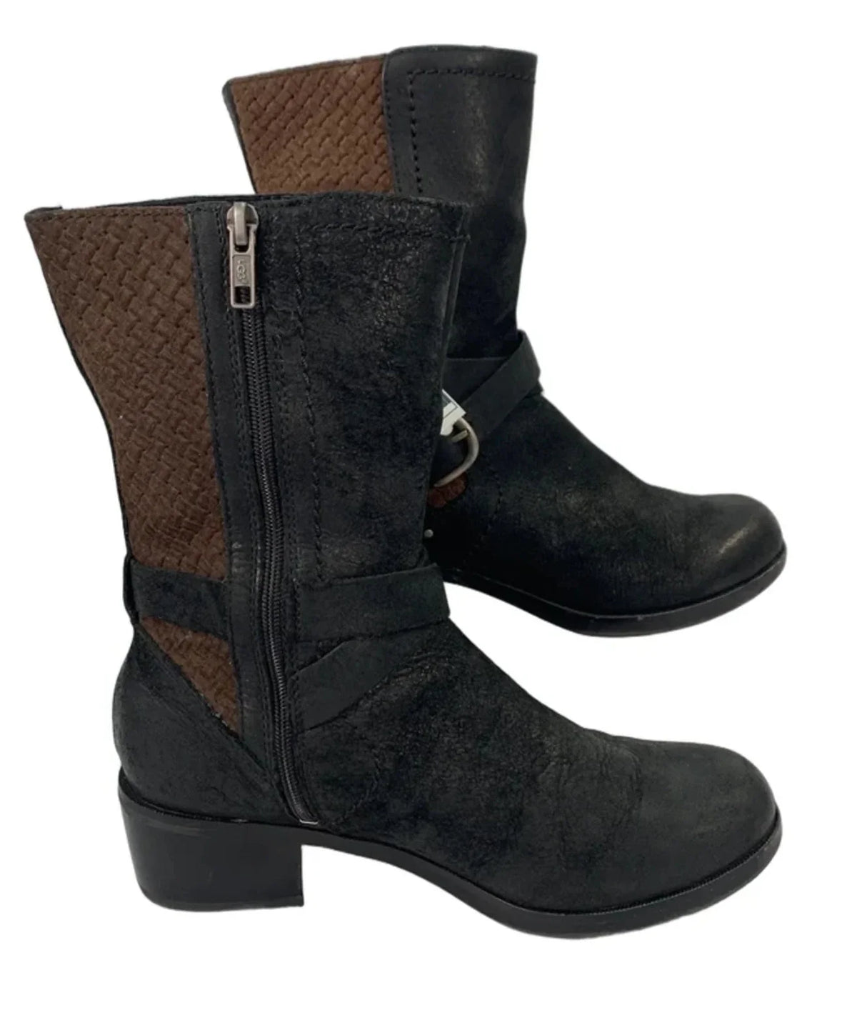 Shoes Designer By Ugg In Black, Size: 7