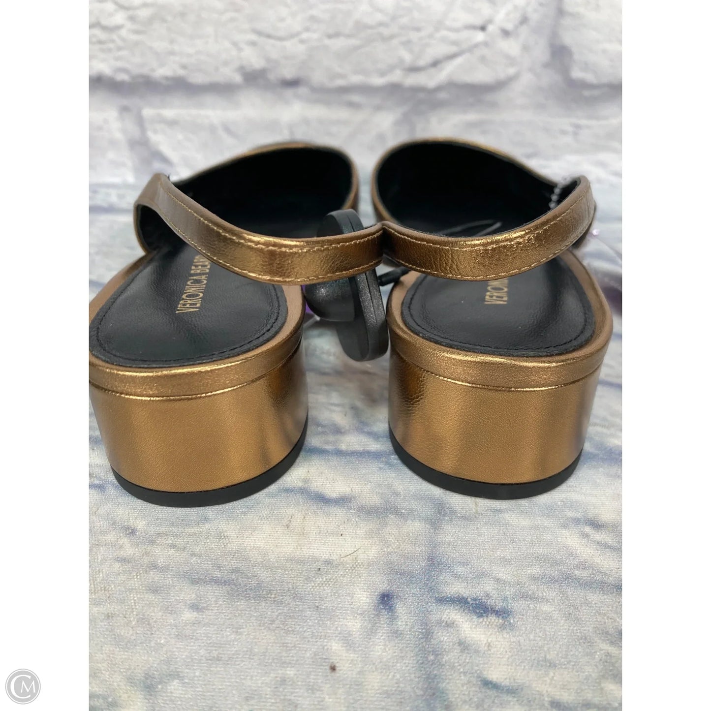 Shoes Heels Block By Veronica Beard In Black & Gold, Size: 7.5