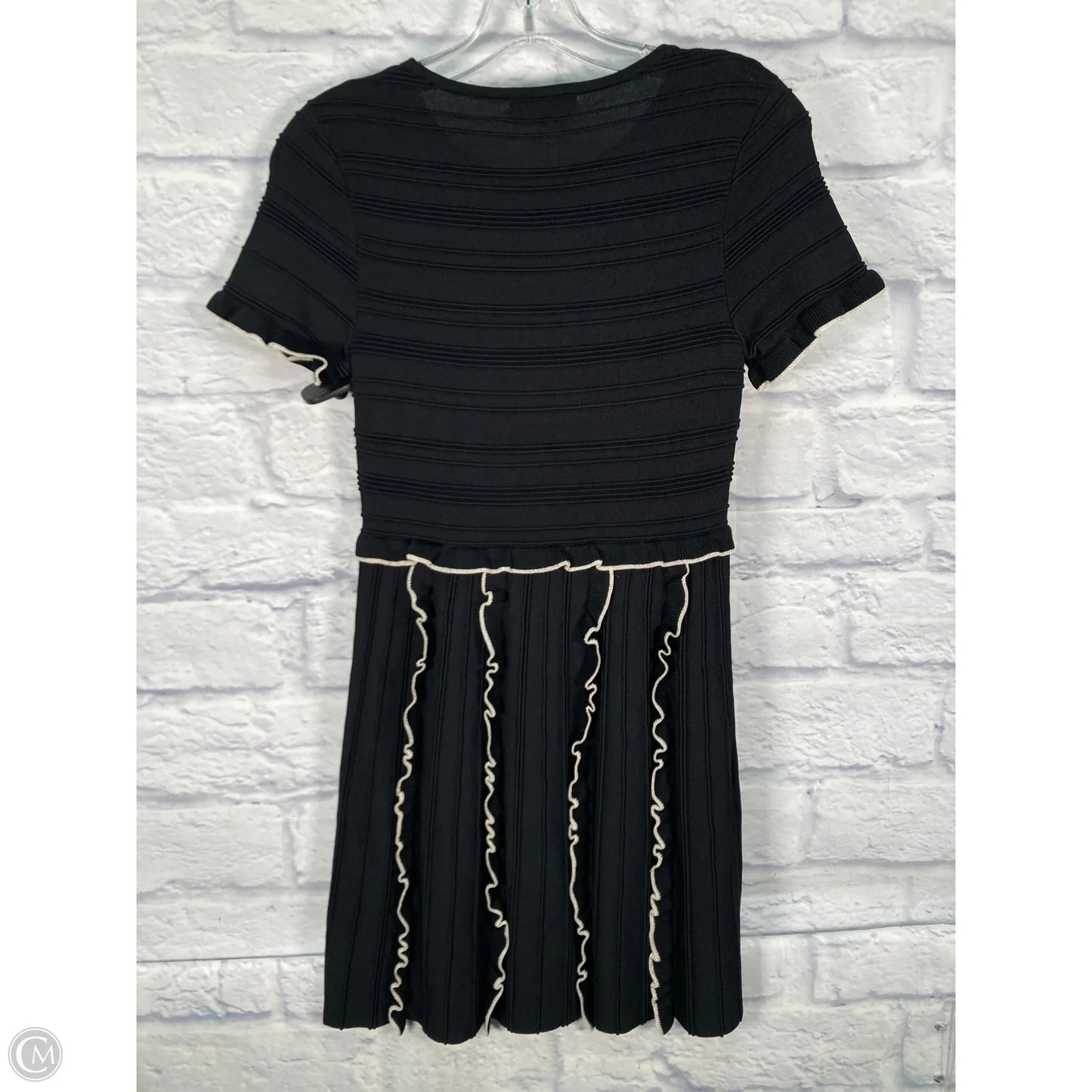 Dress Casual Short By Parker In Black, Size: Xs