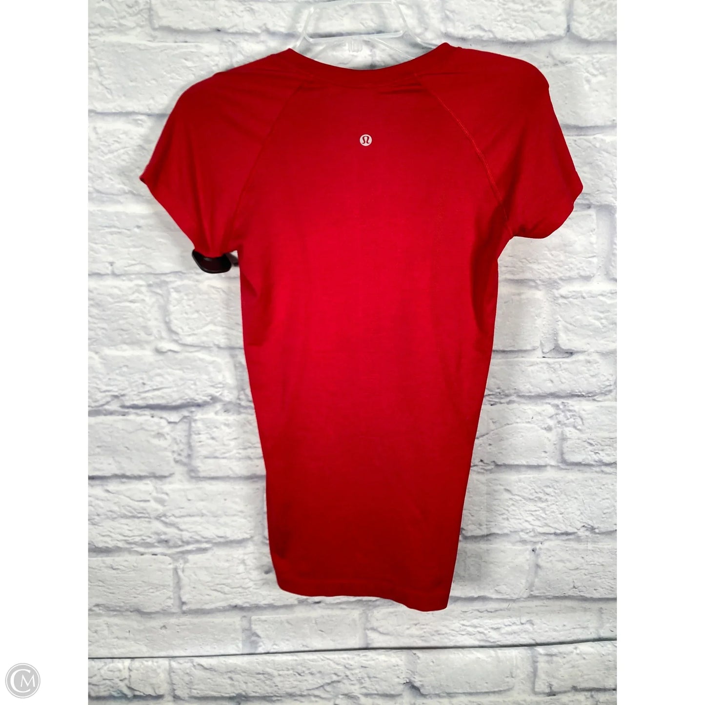 Athletic Top Short Sleeve By Lululemon In Red, Size: 6