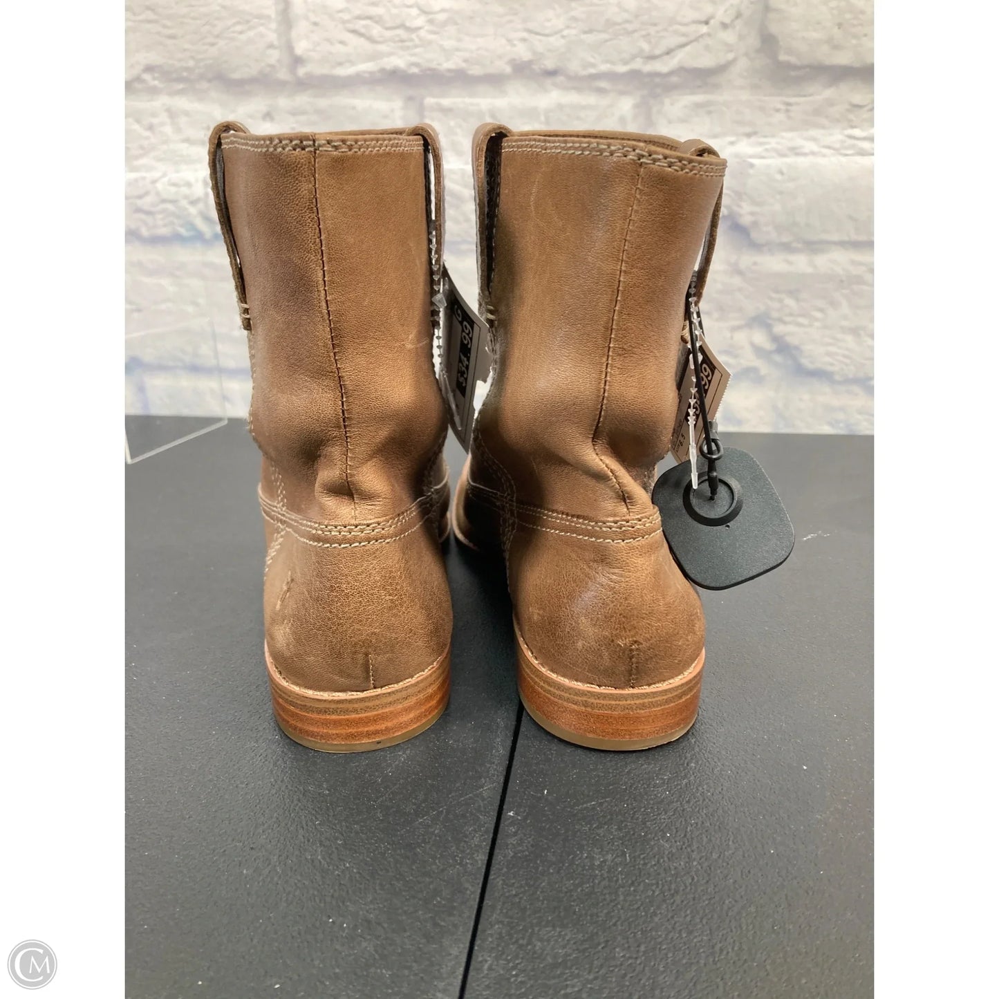 Boots Designer By Frye In Brown, Size: 6.5