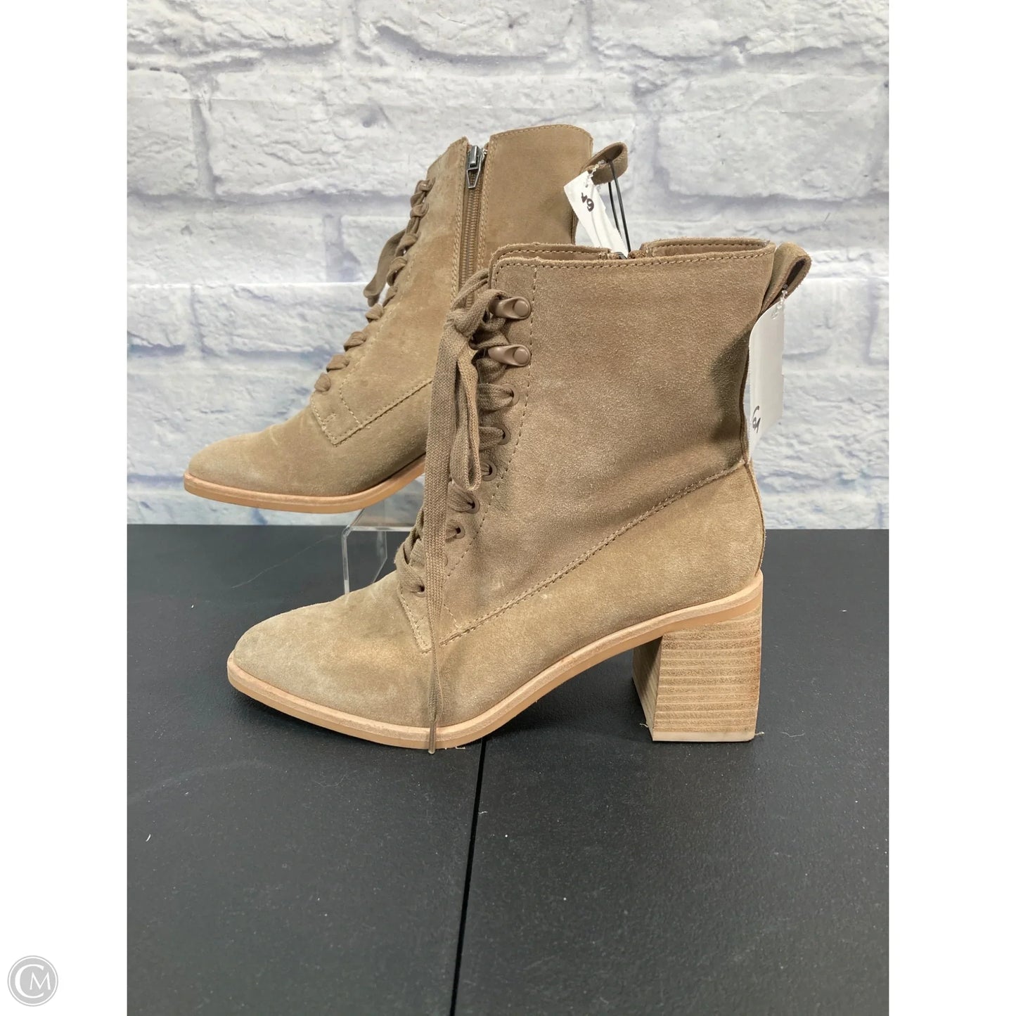 Boots Ankle Heels By Dolce Vita In Tan, Size: 8.5