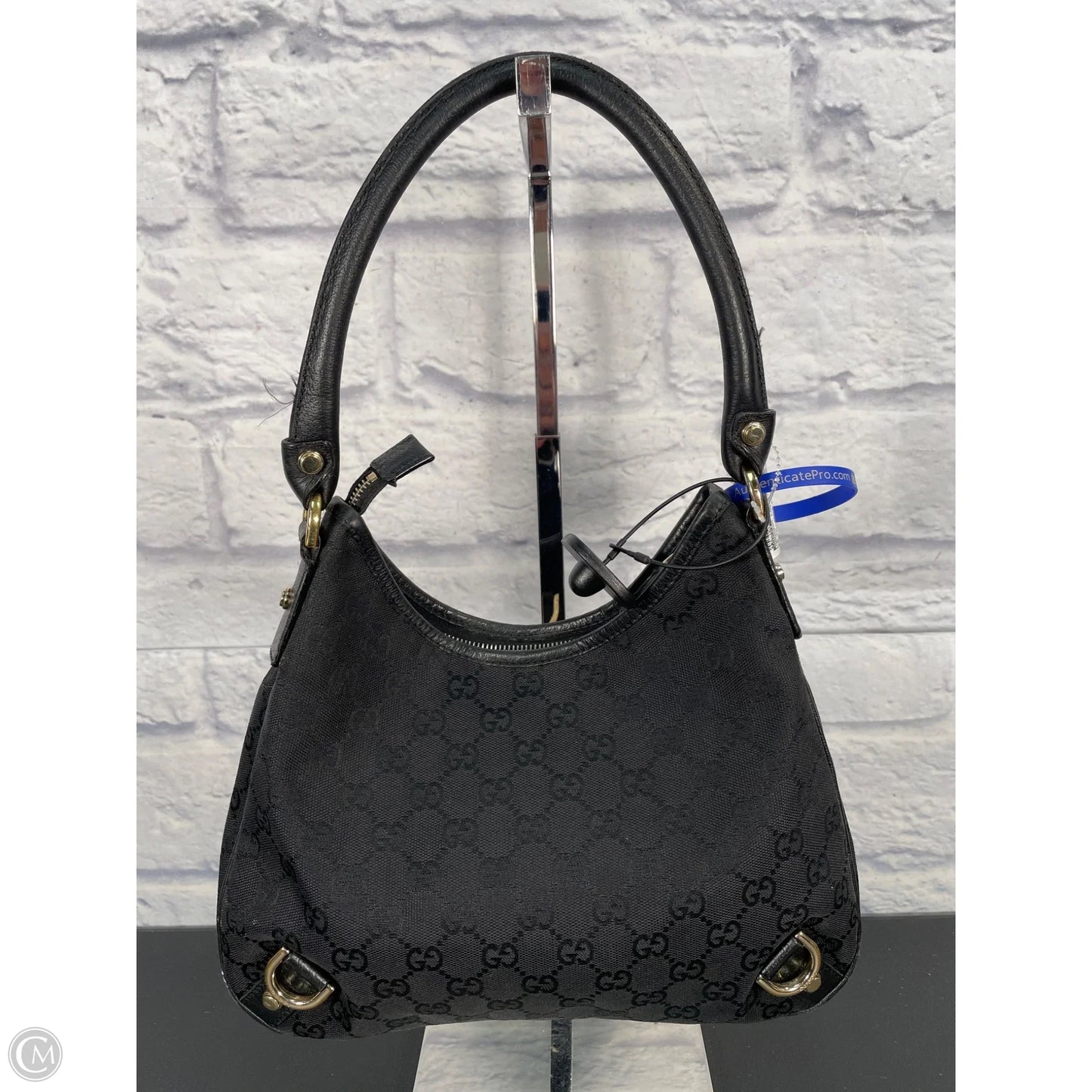 Handbag Luxury Designer By Gucci, Size: Medium