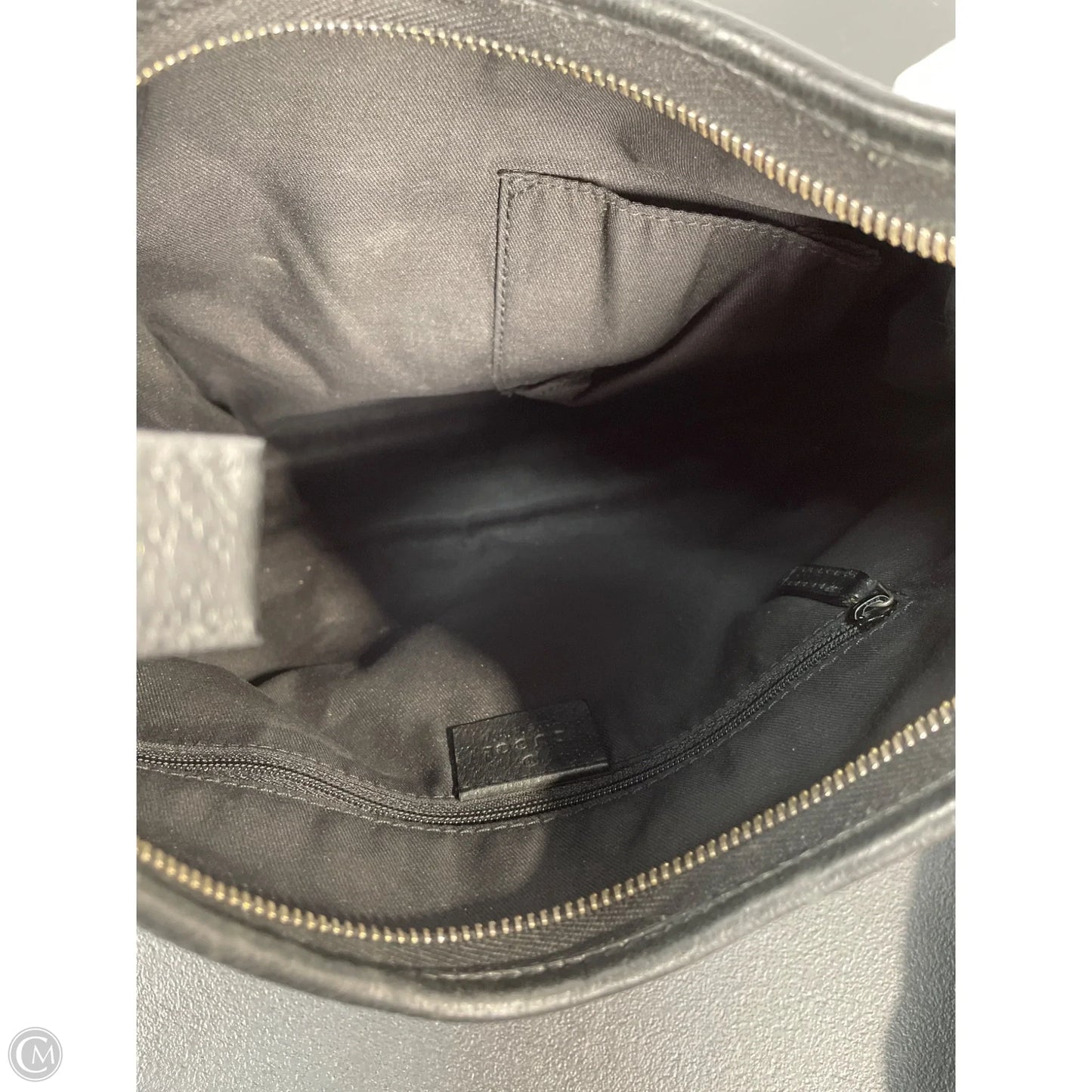 Handbag Luxury Designer By Gucci, Size: Medium