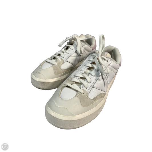 Shoes Sneakers By New Balance In Cream, Size: 10