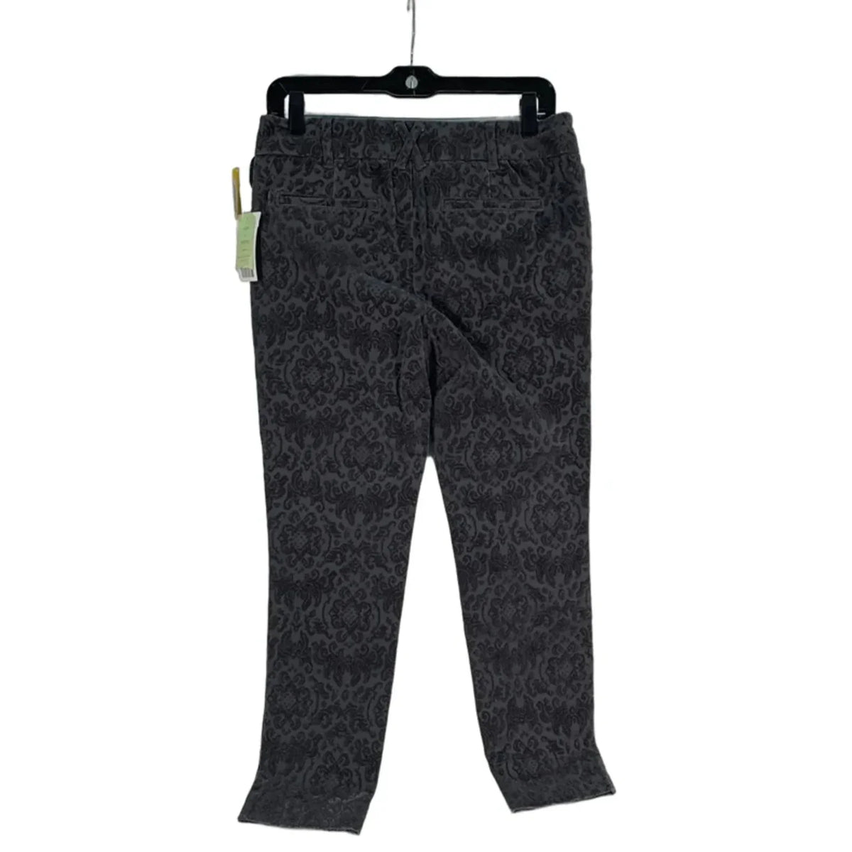Capris By Clothes Mentor In Grey, Size: 6