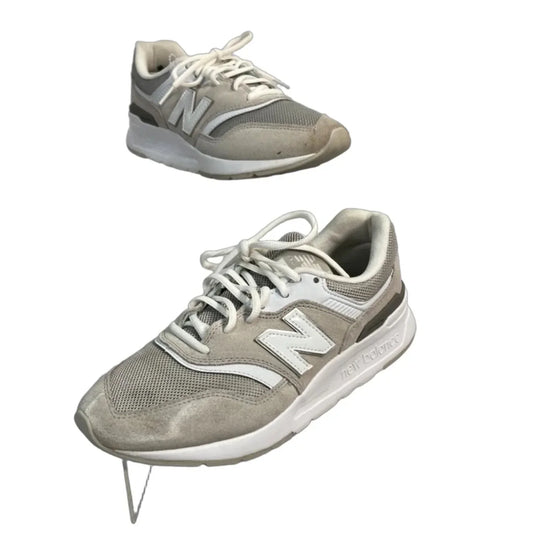 Shoes Sneakers By New Balance In Grey, Size: 9