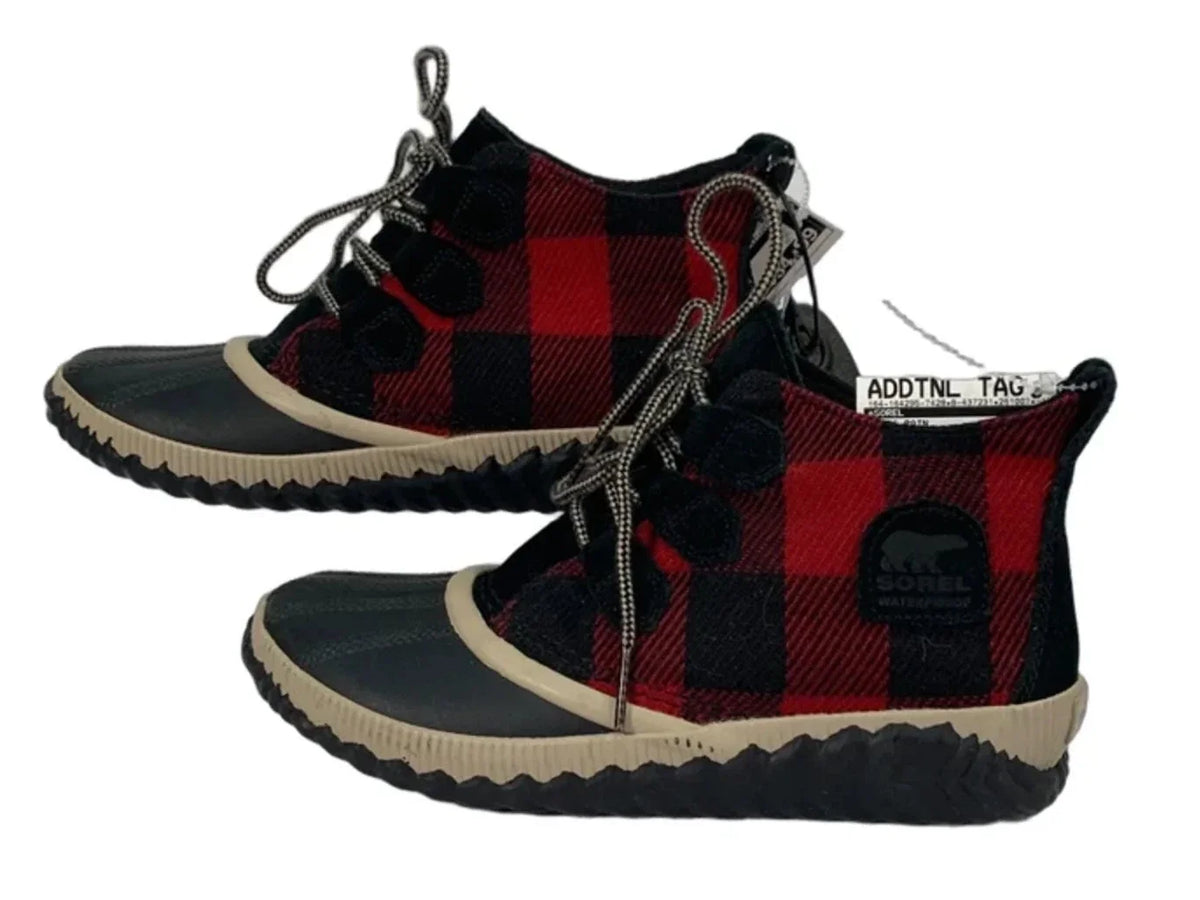Boots Rain By Sorel In Black & Red, Size: 8.5