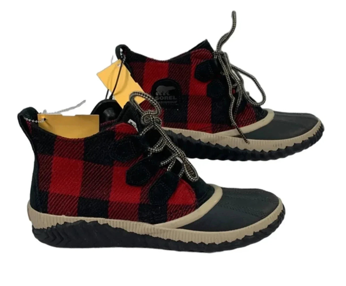 Boots Rain By Sorel In Black & Red, Size: 8.5