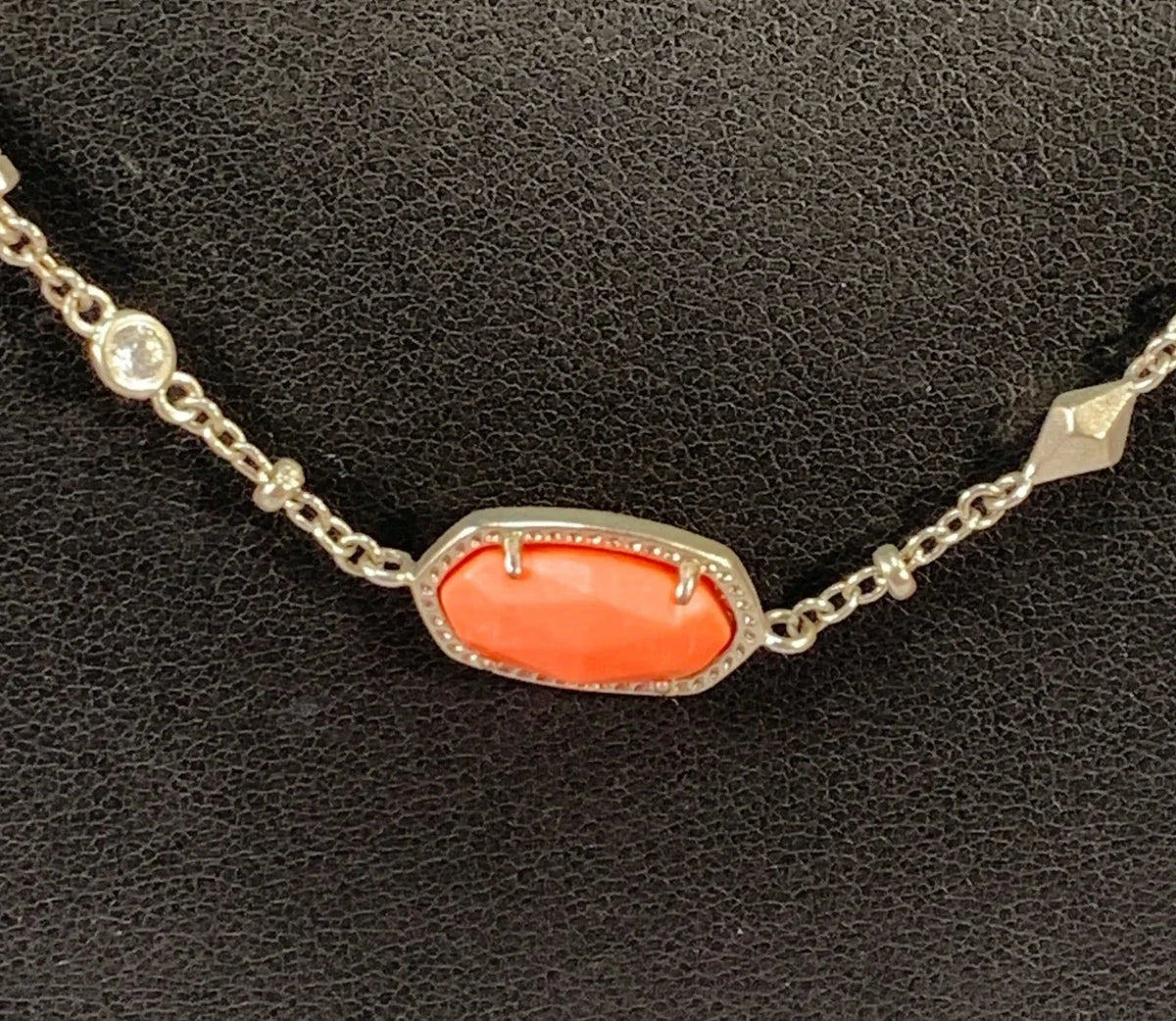 Necklace Designer By Kendra Scott