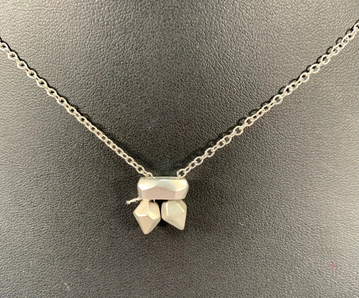 Necklace Designer By Kendra Scott