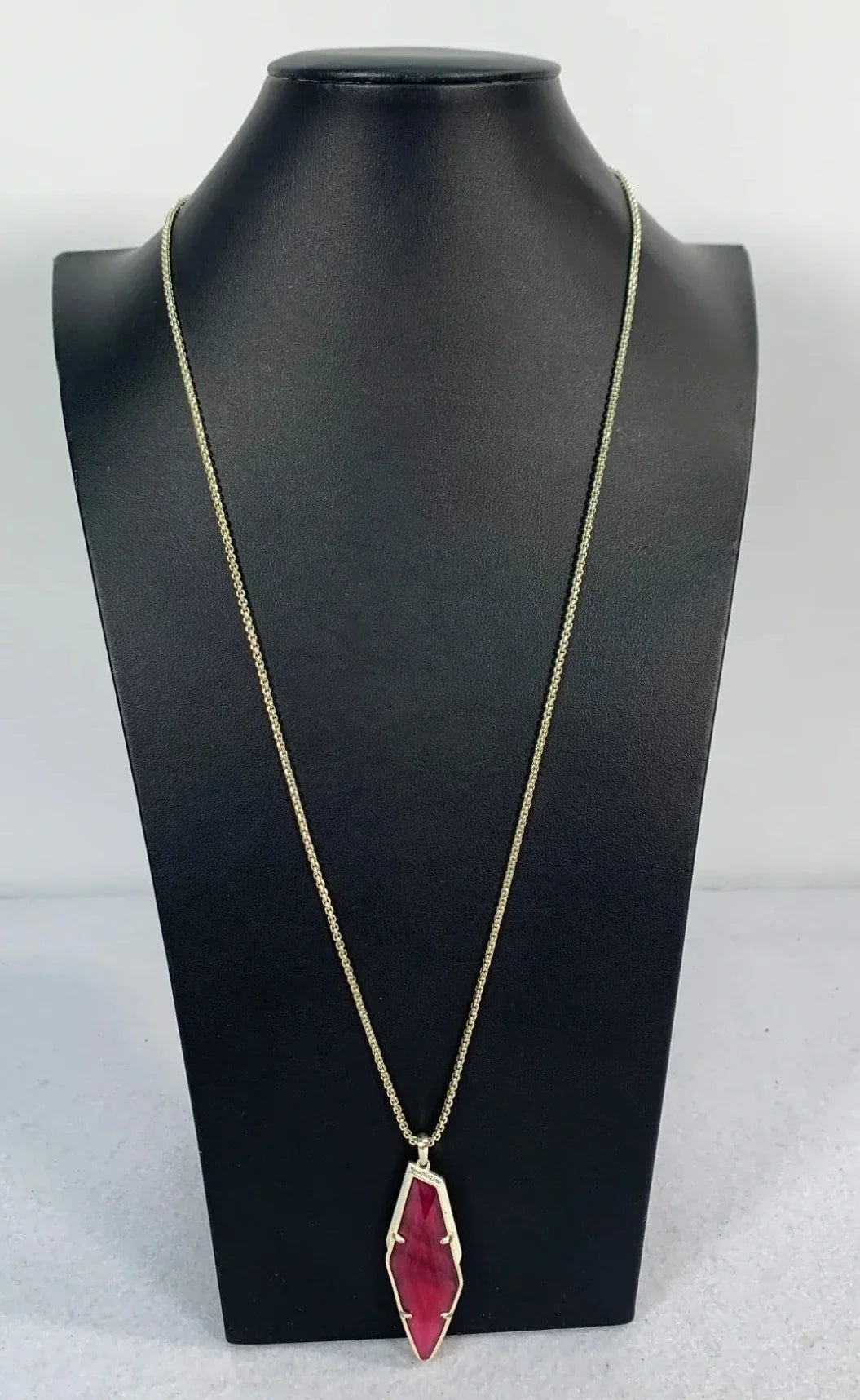 Necklace Designer By Kendra Scott