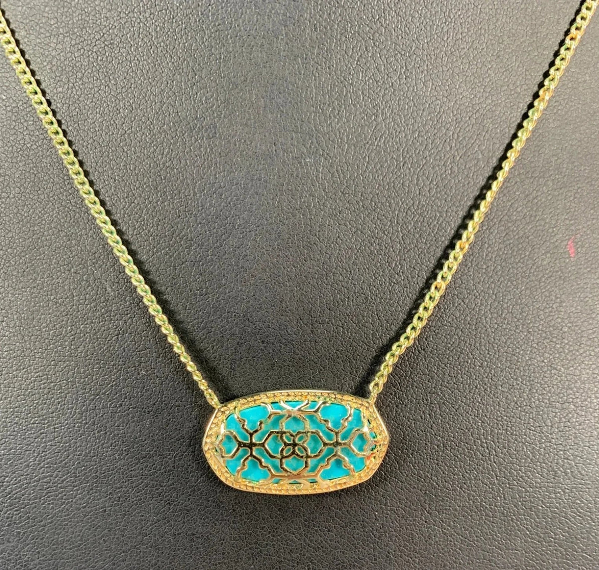 Necklace Designer By Kendra Scott