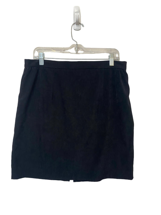 Skirt Mini & Short By Clothes Mentor  Size: S