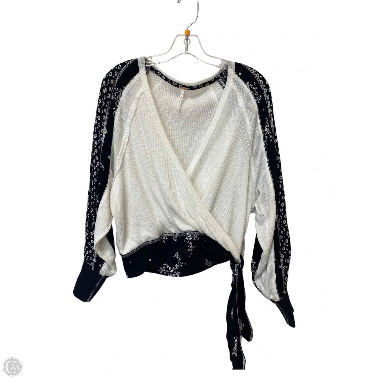 Top Long Sleeve By Free People In Black & White, Size: Xs