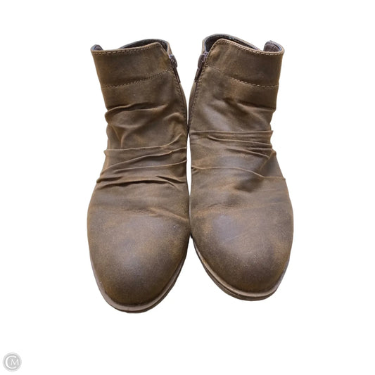 Boots Ankle Flats By Sugar In Brown, Size: 9