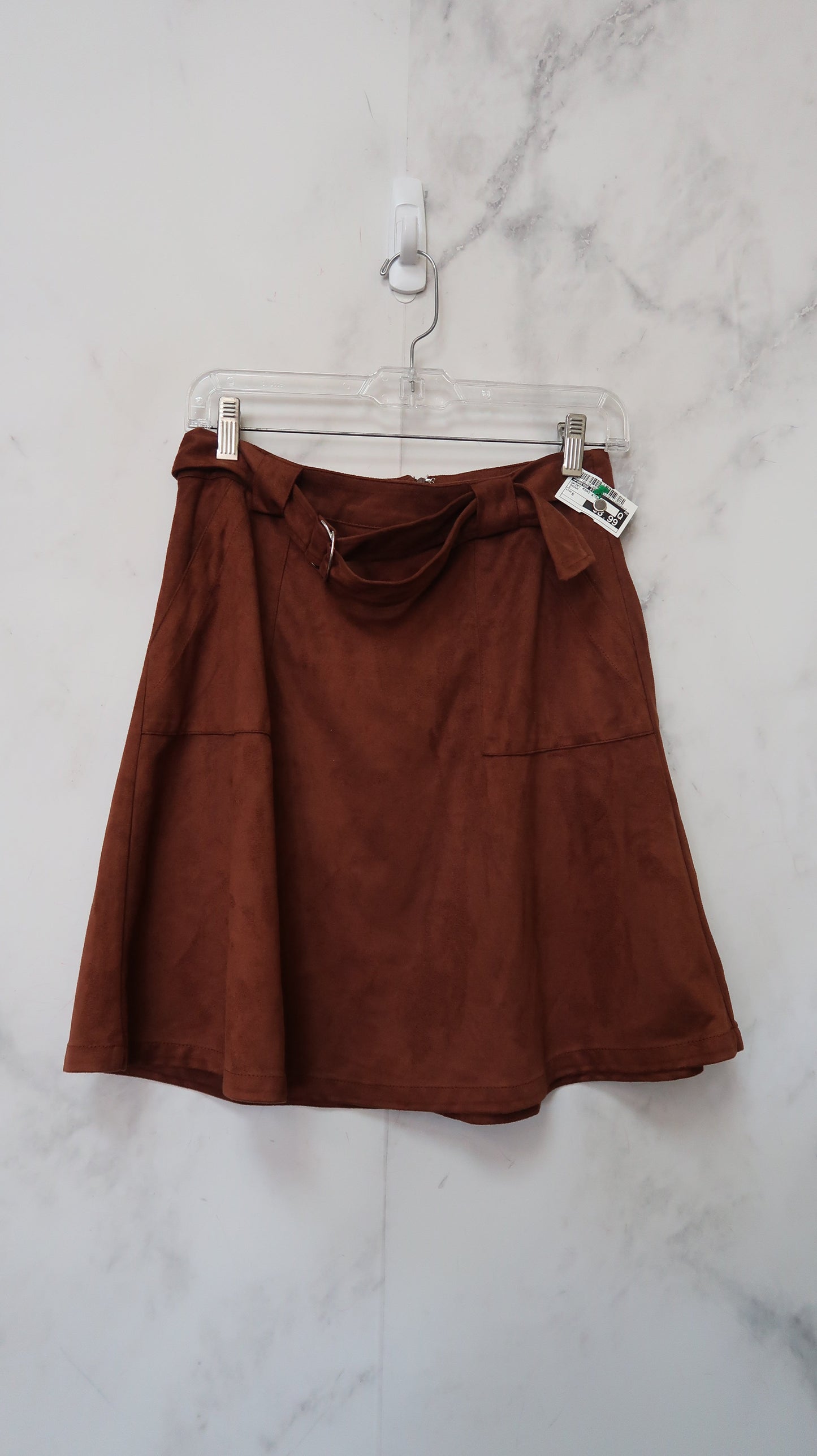 Skirt Mini & Short By Forever 21  Size: S