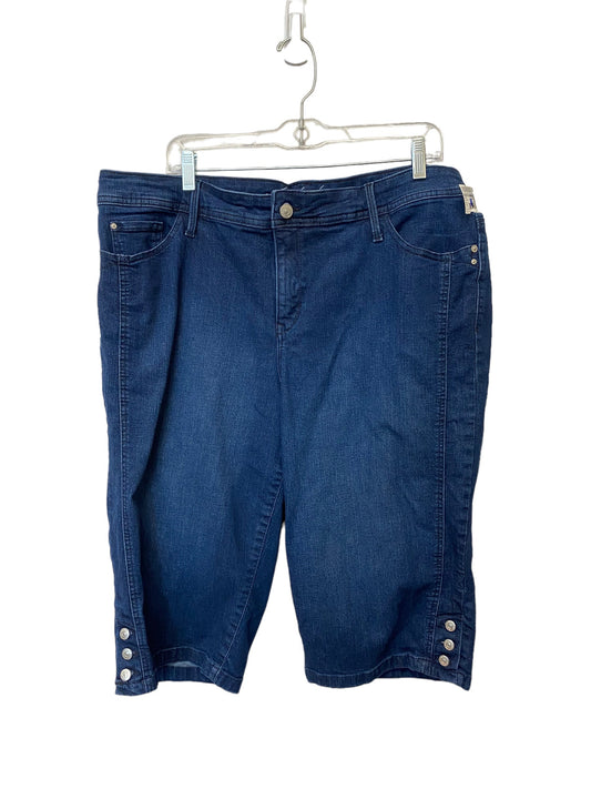 Shorts By Gloria Vanderbilt  Size: 18