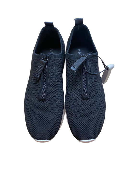 Black Shoes Flats Anne Klein, Size 7.5