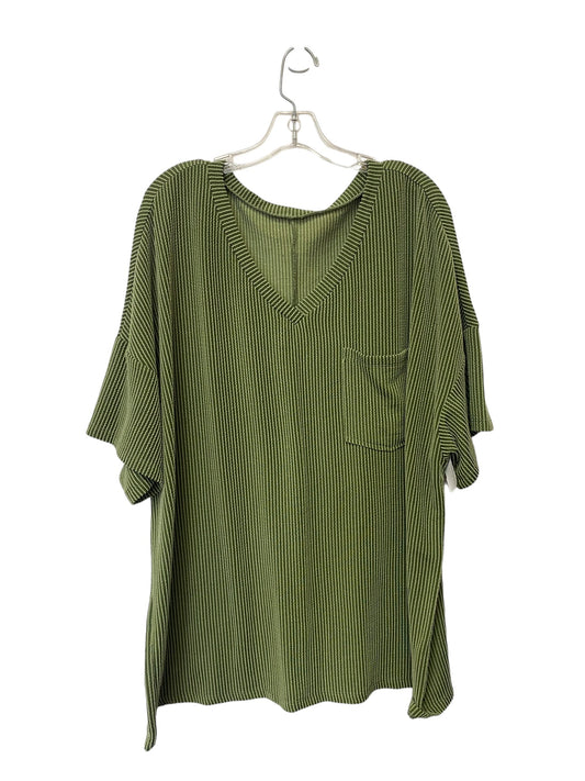 Green Top Short Sleeve Clothes Mentor, Size 3x