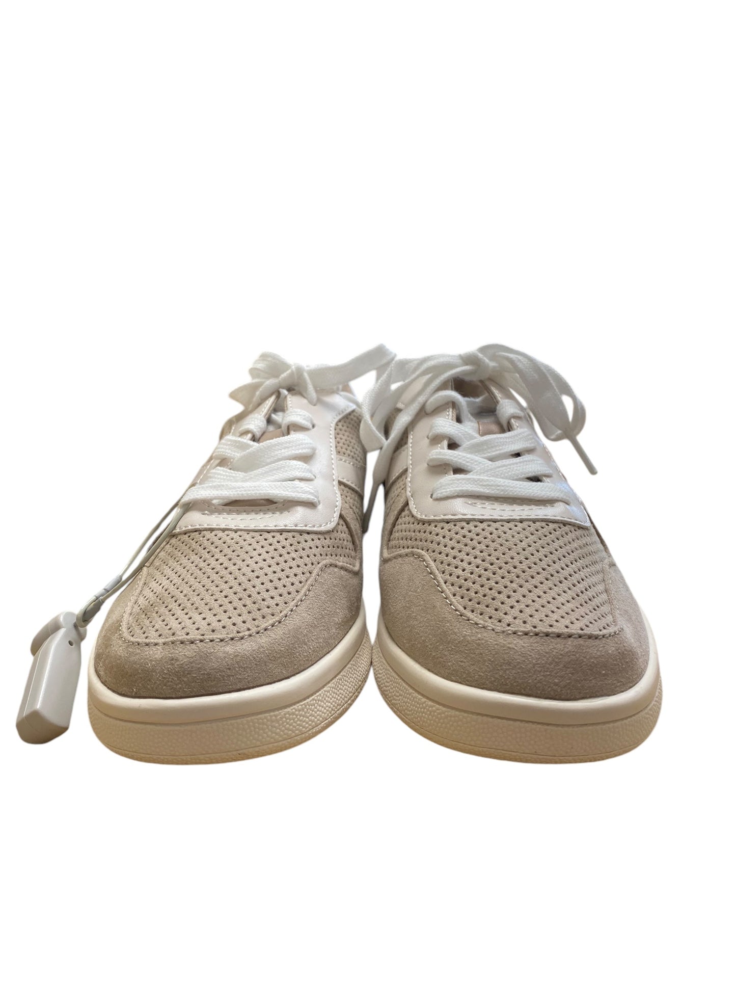 Shoes Sneakers By Old Navy In Tan, Size: 6